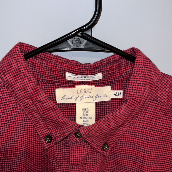 H&M Men’s Button Down Shirt - Picture 2 of 2